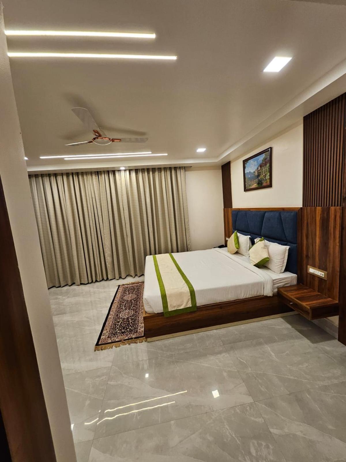 Hotel Maa Laxmi Palace Deoghar Dış mekan fotoğraf